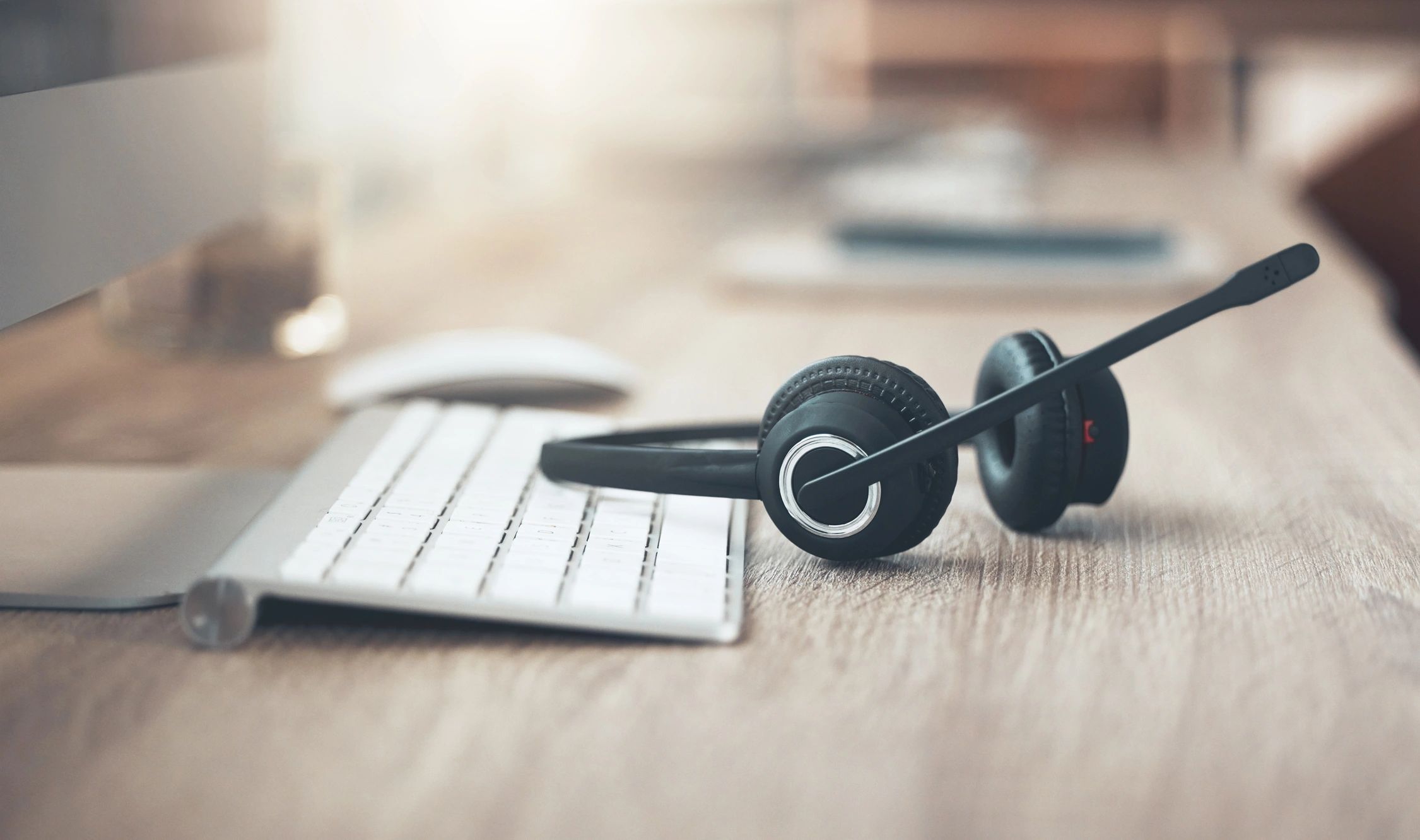 Office support headset representing responsive IT service
